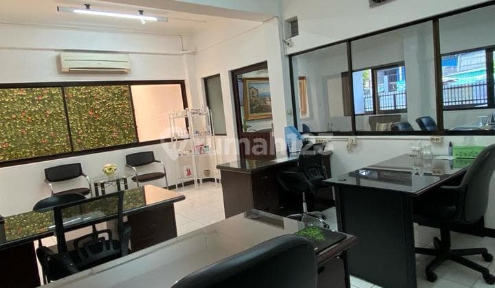 Ready to Occupy House/Warehouse on Jl Kerajinan West Jakarta