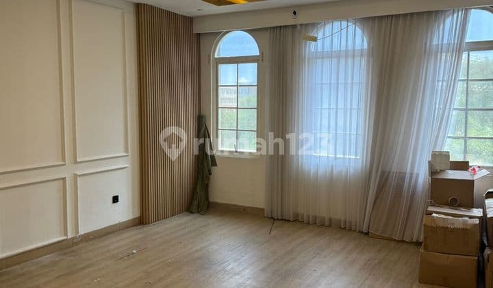 Green Lake City Sentra Niaga Shop House 4 Floors Fully Furnished