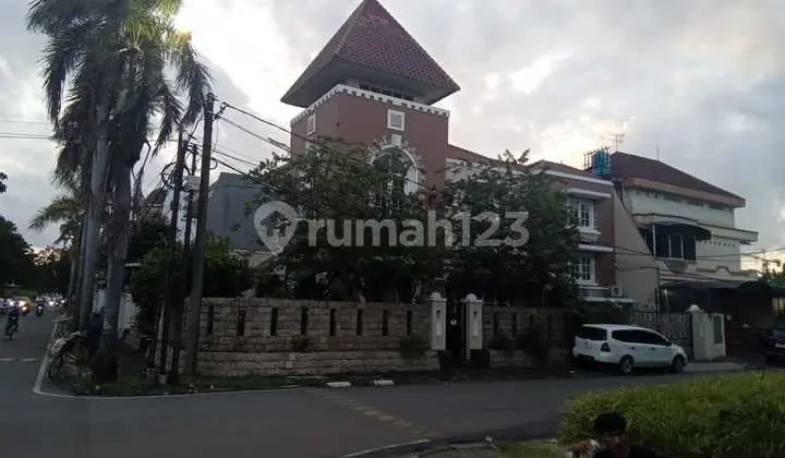 Dijual Rumah Mewah Hoek Citra 3 Pegadungan Jakarta Barat