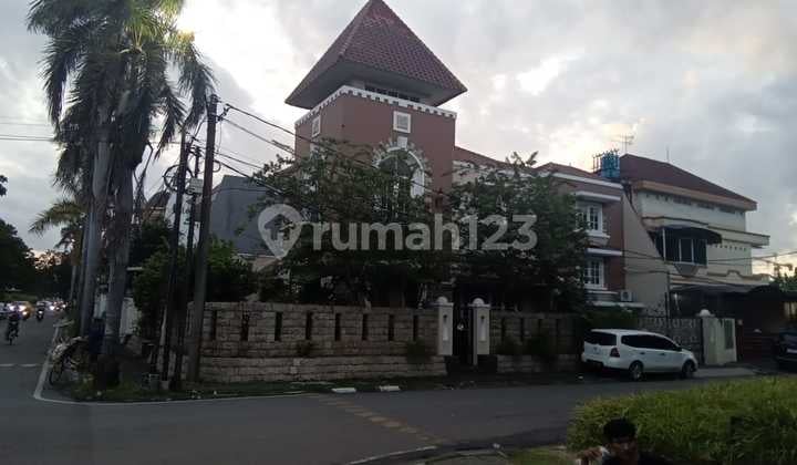 Dijual Rumah Mewah Hoek Citra 3 Pegadungan Jakarta Barat