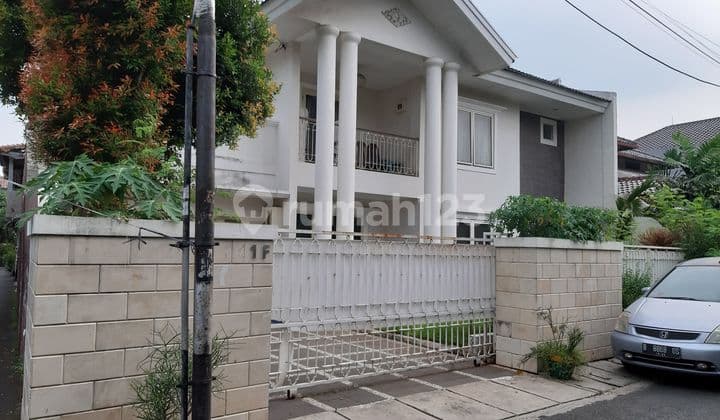 Dijual cepat Rumah 2 lantai murah dekat mrt h.nawi dan cipete