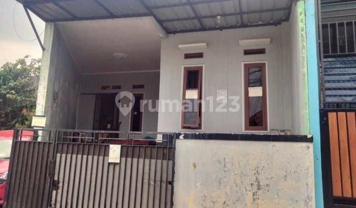 Rumah 1 Lt Dekat Terminal Bus, Dekat Universitas Ciledug Tangeranga