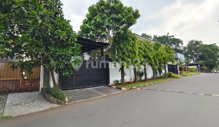 Rumah Asri Jual Cepat Halaman Luas Dekat Universitas Pamulang