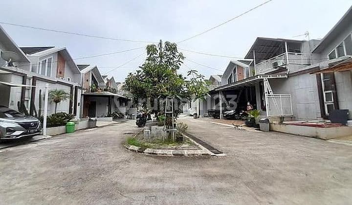 Rumah 2lantai Semi Furnished Sertifikat Hak Milik Meruyung,depok,