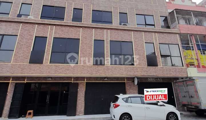 3.5-Story Industrial Style Shop House Suitable for Office in Margonda, Depok