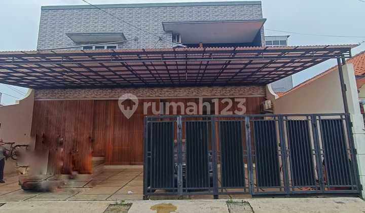 Rumah Pinggir Jalan Raya Akses Mudah Jati Padang Pasar Minggu