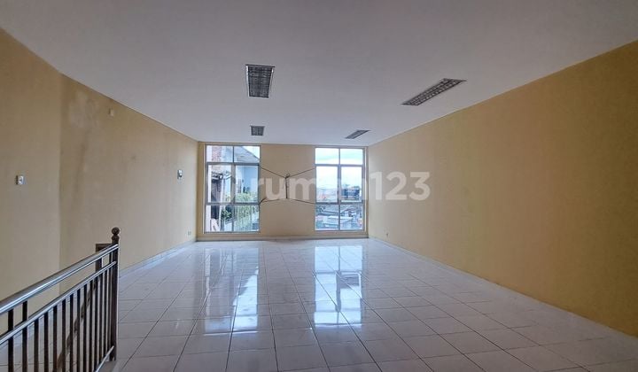 Dijual Cepat Ruko Siap Pakai 2.5 Lantai di Jl Raya Akses Ui Depok