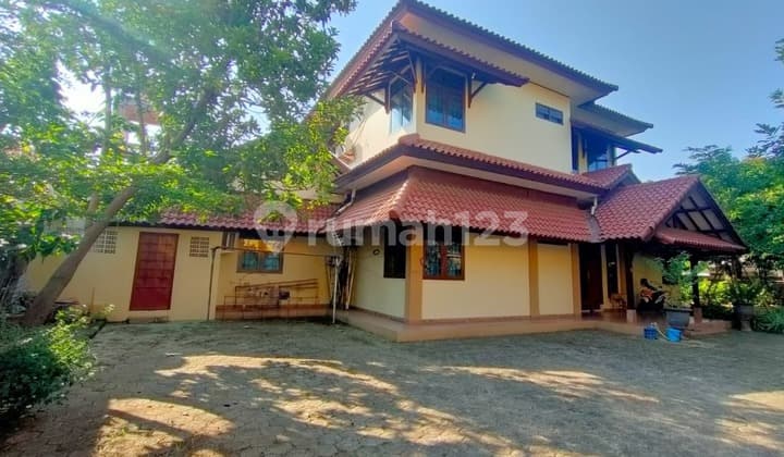 RUMAH 2 LANTAI DEKAT TOL KUKUSAN DEPOK HARGA NEGO