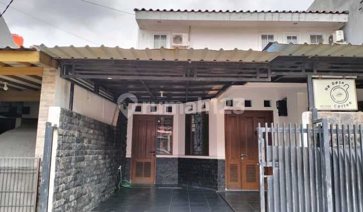 Rumah Dalam Komplek Fasilitas Lengkap di Pamulang