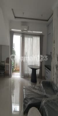 Rumah 2 Lantai Lokasi Strategis Sekali di Cilandak