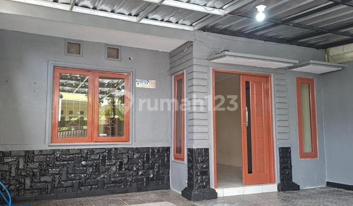 Rumah Sewa Kondisi Baru Siap Huni di Sawangan