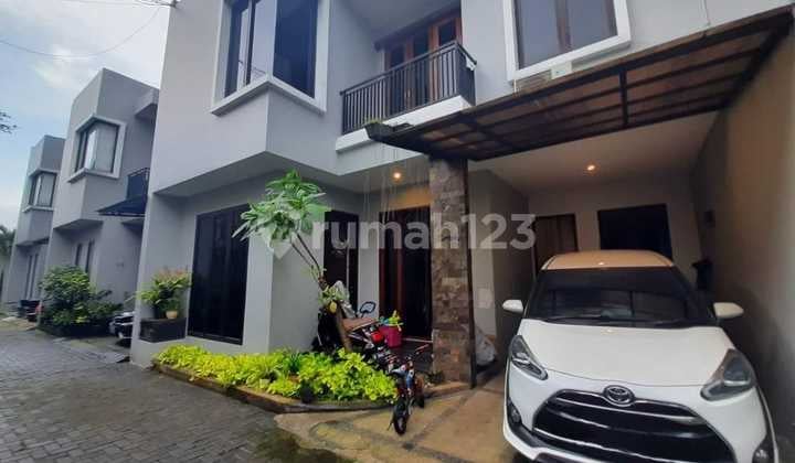 Rumah 2 Lantai Siap Huni Full Furnish di Jagakarsa