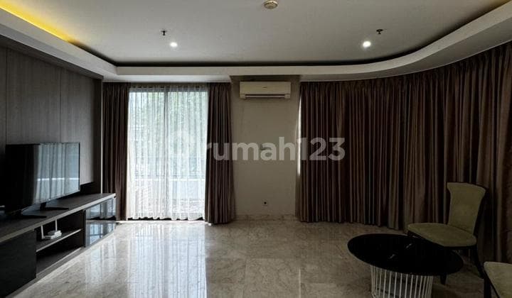 For Rent, Park Royale Apartment