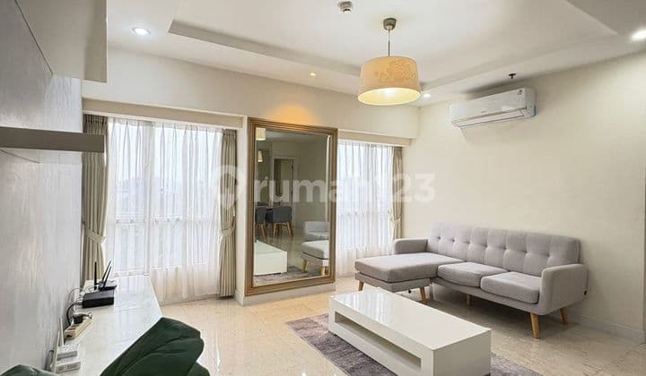 For Sale, Somerset Berlian