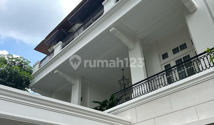 For Sale, Rumah di Mega Kuningan
