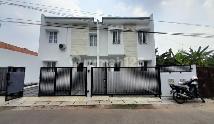 Dijual Rumah di Cirendeu Dekat Akses Transportasi