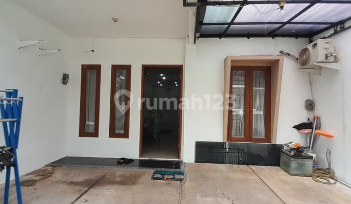 Dijual Rumah di Limo Dekat Akses Transportasi