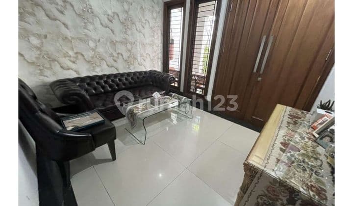 Dijual Rumah 2 Lantai Bagus Shm Lokasi Tanjung Barat Jaksel