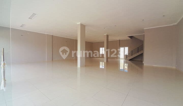 For Rent: Office Building, Building Area 2040m², Citereup Area