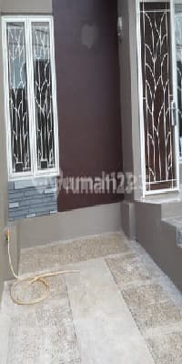 Disewakan Rumah Bagus 1 Lantai SHM Dalam Komplek Limo Depok