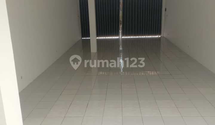 Annual Rent for Shop House in Cinere Business District