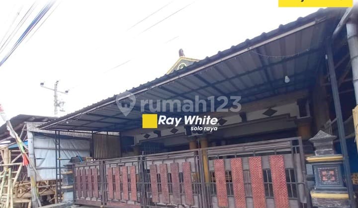 For Sale: Shophouse on Jl. Solo-Yogya, Ceper