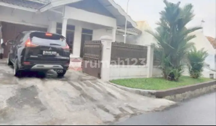 Jual Rumah Lokasi Tenang, Aman Dan Nyaman di Bintaro Jaksel