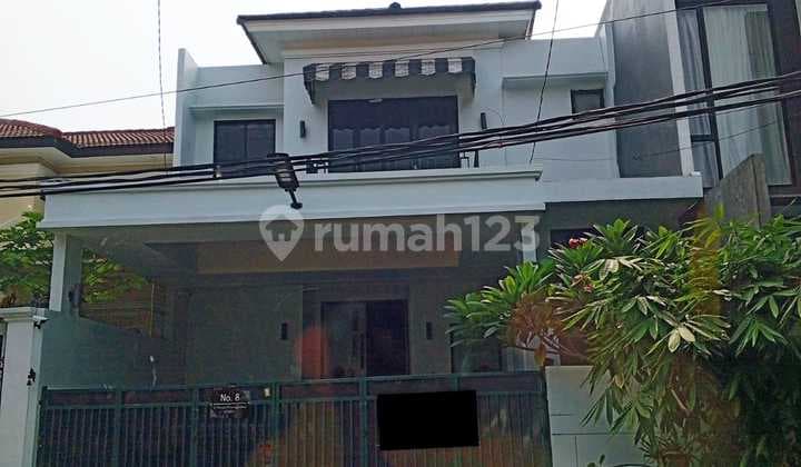 Bebas Banjir, Rumah, 2 Lantai, SHM, Dekat Universitas, bisa KPR