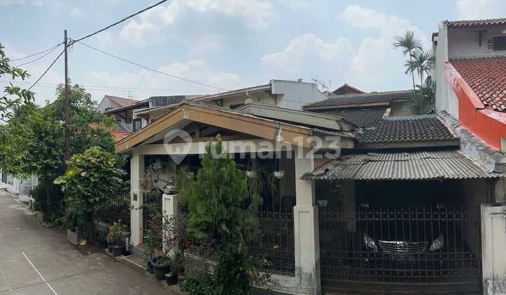 DIJUAL RUMAH DI KOMPLEK RAYA HOUSING(MOLEK) PONDOK GEDE JATI ASIH BEKASI