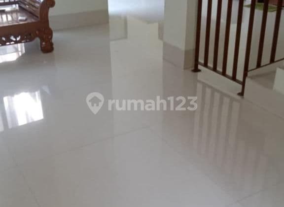 *UPDATE TURUN HARGA* DIJUAL RUMAH MINIMALIS (Siap Huni) ADA POOL DI CIPETE UTARA KEBAYORAN BARU JAKARTA SELATAN