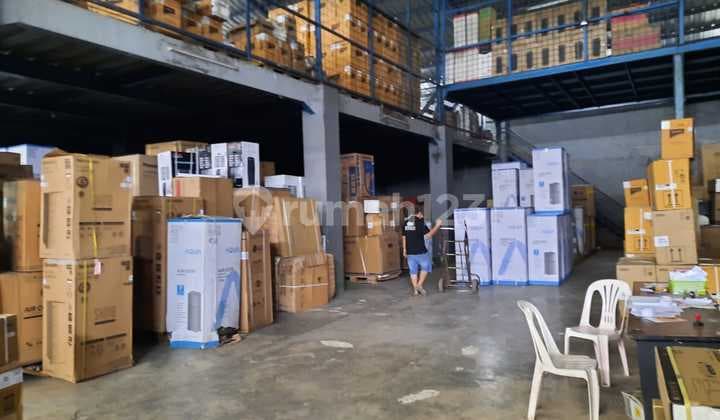 Disewakan/Dijual Gudang (Masih Operasional) Jl. Inspeksi Kali Malang Jatibening Pondok Gede Jakarta Timur