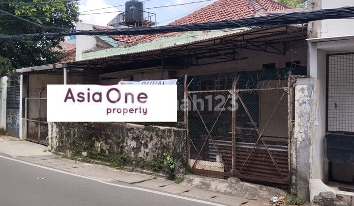 Di Jual Rumah Tua di Zona Emas Lokasi Kebon Kacang Tanah Abang Jakarta Pusat .