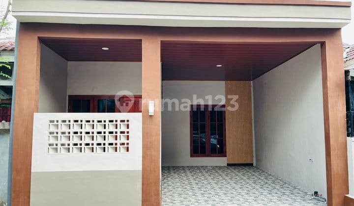 Dijual Rumah di Taman Harapan Baru