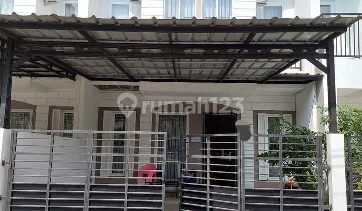 Dijual Rumah di Cluster Zenia, Panjibuwono