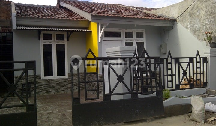 Jual Cepat Rumah di Harapan Indah 1. Bekasi Barat.