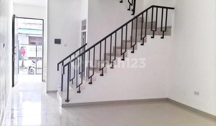 HOUSE FOR SALE BRAND NEW DISUNTER AGUNG NORTH JAKARTA