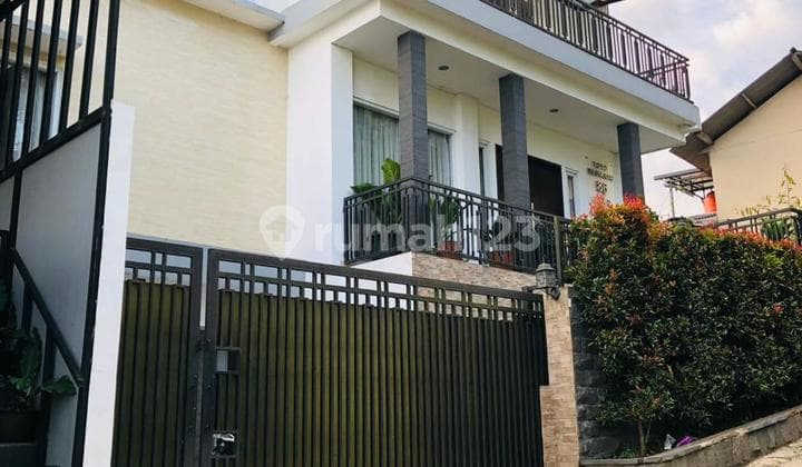 Dijual Rumah 3 Lantai Siap Huni Di Bandung Jawa Barat