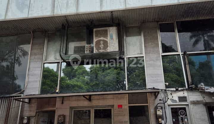 For Sale: 3.5-Story Shop House in Bona Indah, Cilandak