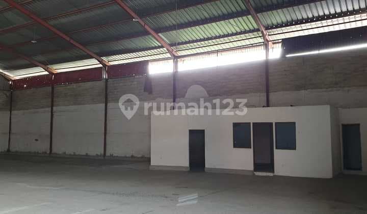 Plumpang Semper Warehouse Can Accommodate Containers