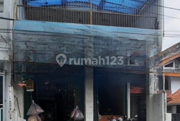 3-Storey Shop House on Gugus Depan Street, Matraman Pramuka