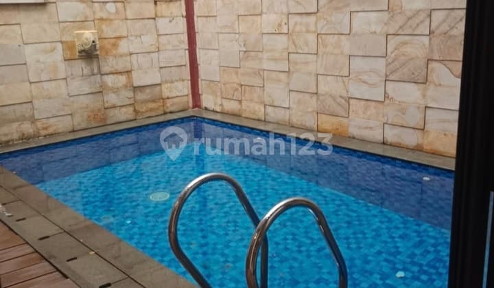 Premium Cluster Jadeite House in BSD City with Swimming Pool