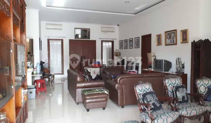 Rawamangun House 10 Room Boarding with Bathroom