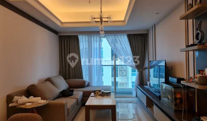 Kensington Apartment Renovated mg