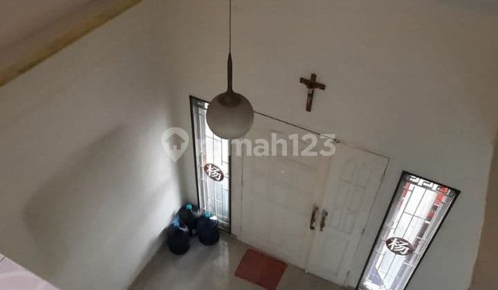 Rumah Harapan Indah Semi Furnish Lokasi Strategis (yl)