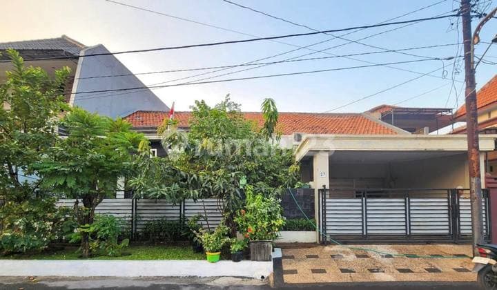 Rumah Butuh Minim Renovasi Unfurnished SHM Jemursari, Surabaya