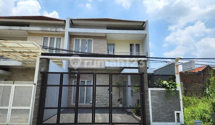 Rumah Butuh Minim Renovasi Unfurnished SHM Wiyung, Surabaya