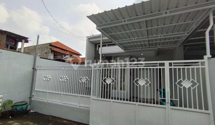 Rumah, 1 Lantai, HGB, di Surabaya Kota