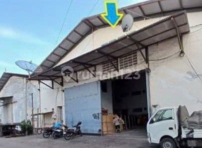 Gudang Butuh Renovasi Total 480 m2 SHM Margomulyo, Surabaya