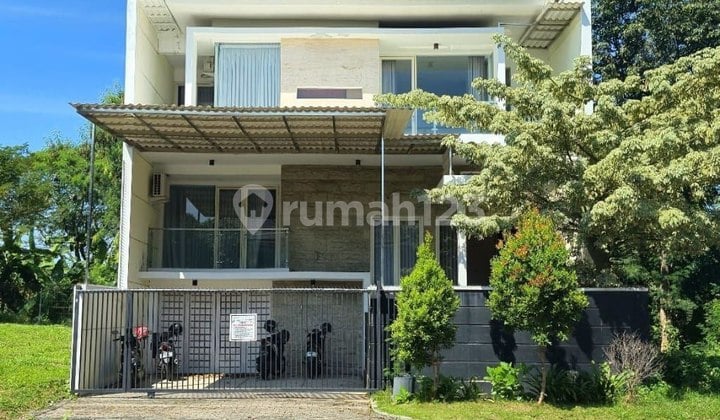 Rumah East Emerald Mansion Siap Huni, Fully Furnished Rumah East Emerald Mansion Siap Huni, Fully Furnished