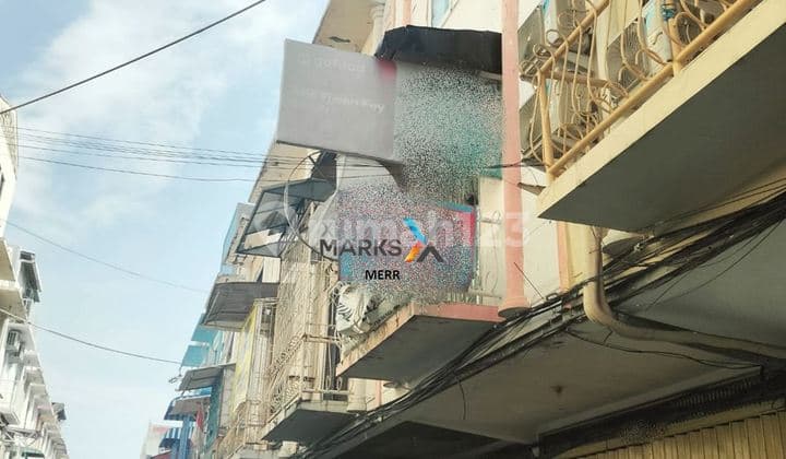 For Sale Ready-to-Use Shop House in Klampis 21